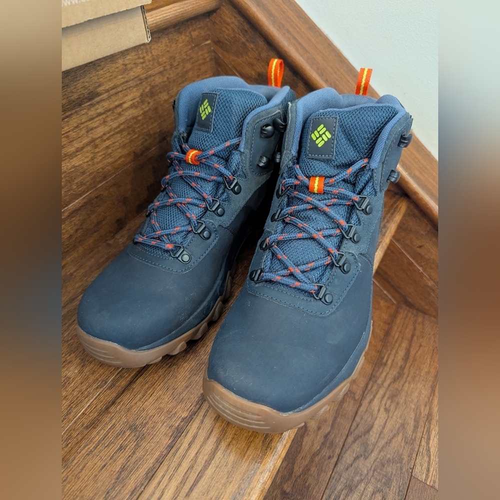 Columbia Newton Ridge waterproof Hiking Boot men's Size 10 Blue